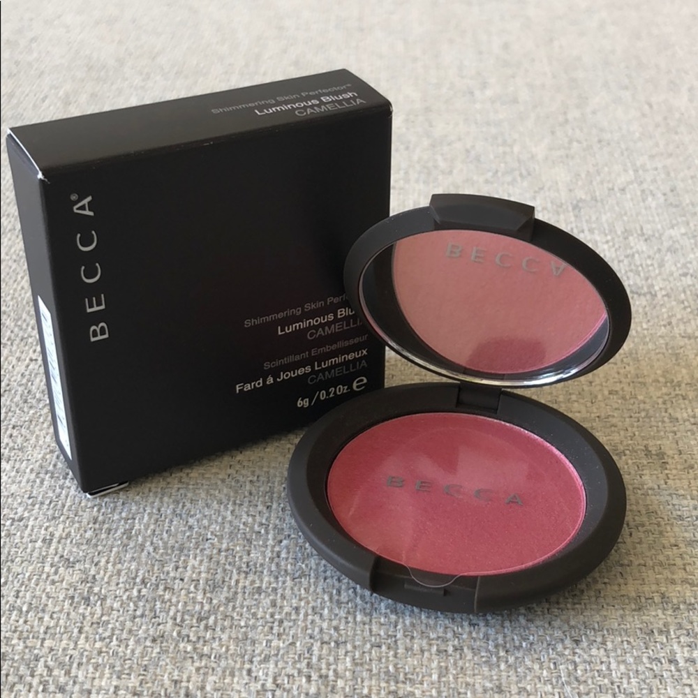Becca Luminous Blush in Camellia